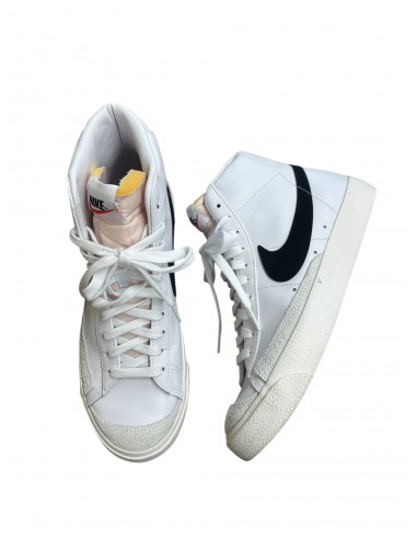 Shoes Sneakers By Nike In White, Size: 9 Dans la société mordern