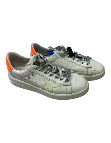 Shoes Luxury Designer By Golden Goose In White, Size: 12 brillant des détails fins